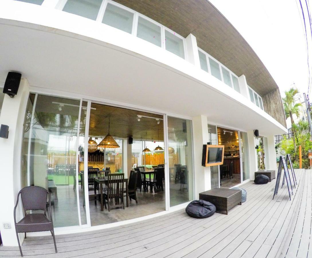 Seabird International Resort Balabag  Exteriör bild
